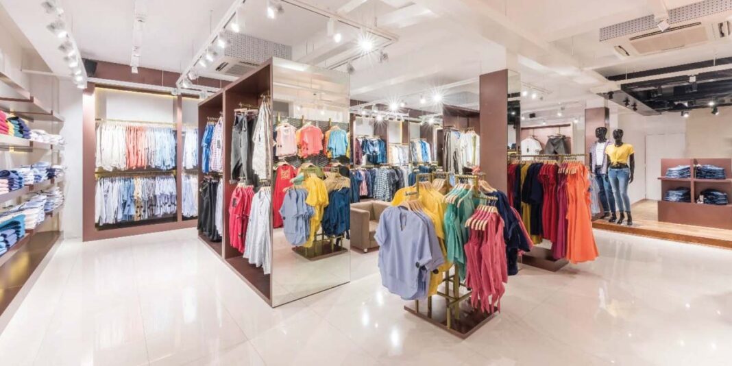 ஆடைத் துறை வருவாய் மேலும் மந்தமடையும் ஆடைத் துறை வருவாய் மேலும் மந்தமடையும்